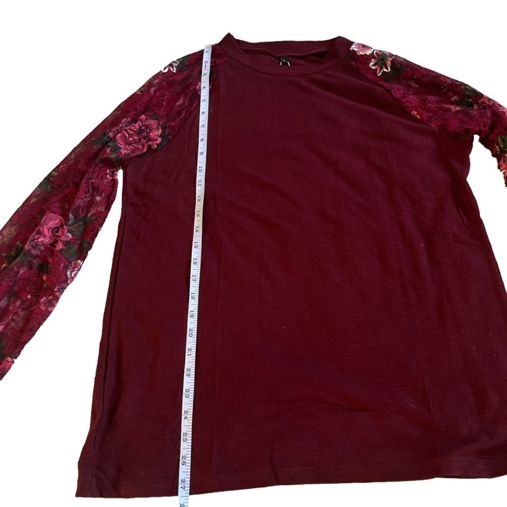 NWT Hao MeiLi Chic Openwork Sleeve Top - Picture 7 of 10